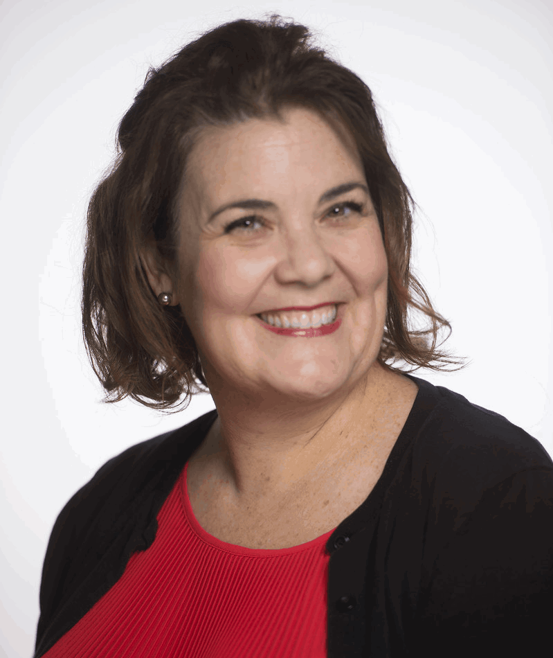 Megan Patterson myoutdesk headshot Megan Patterson myoutdesk headshot